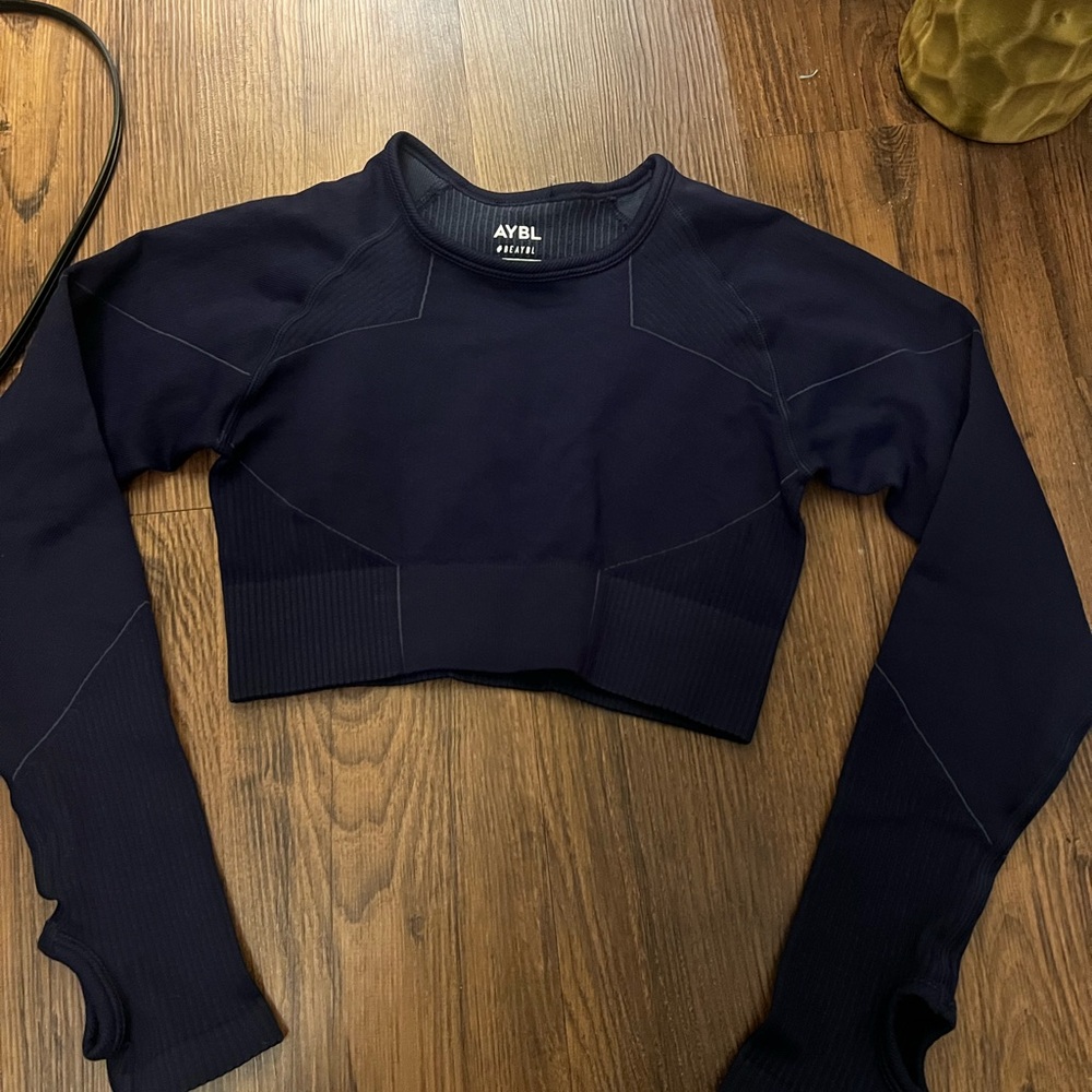 AYBL Women's Navy Long Sleeve Crop Top Size XS